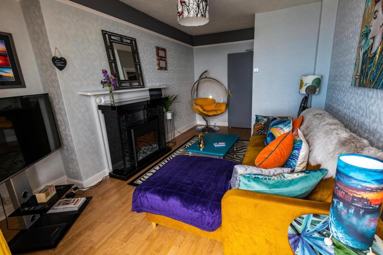 Starling View Boutique Stunning Seafront View Apartment Aberystwyth Esterno foto