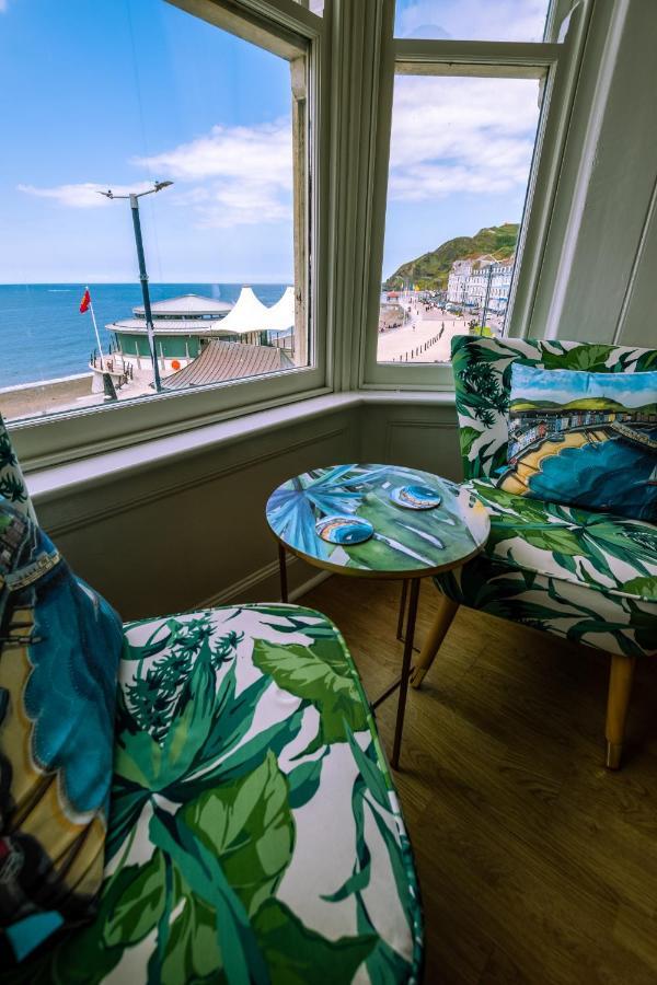 Starling View Boutique Stunning Seafront View Apartment Aberystwyth Esterno foto