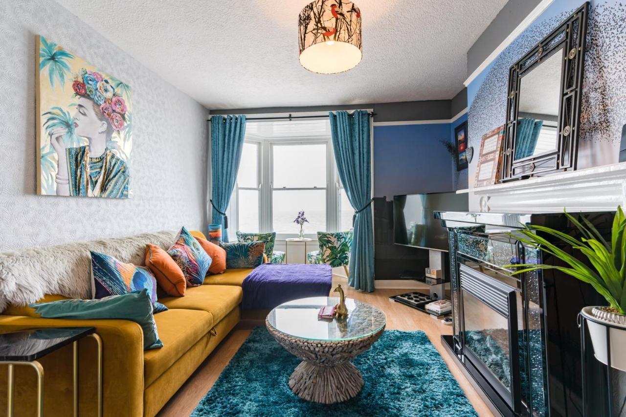 Starling View Boutique Stunning Seafront View Apartment Aberystwyth Esterno foto