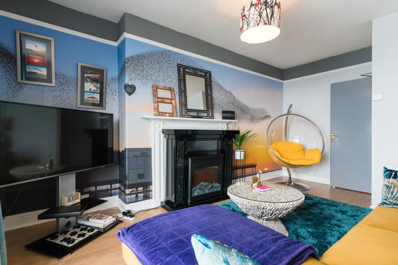Starling View Boutique Stunning Seafront View Apartment Aberystwyth Esterno foto