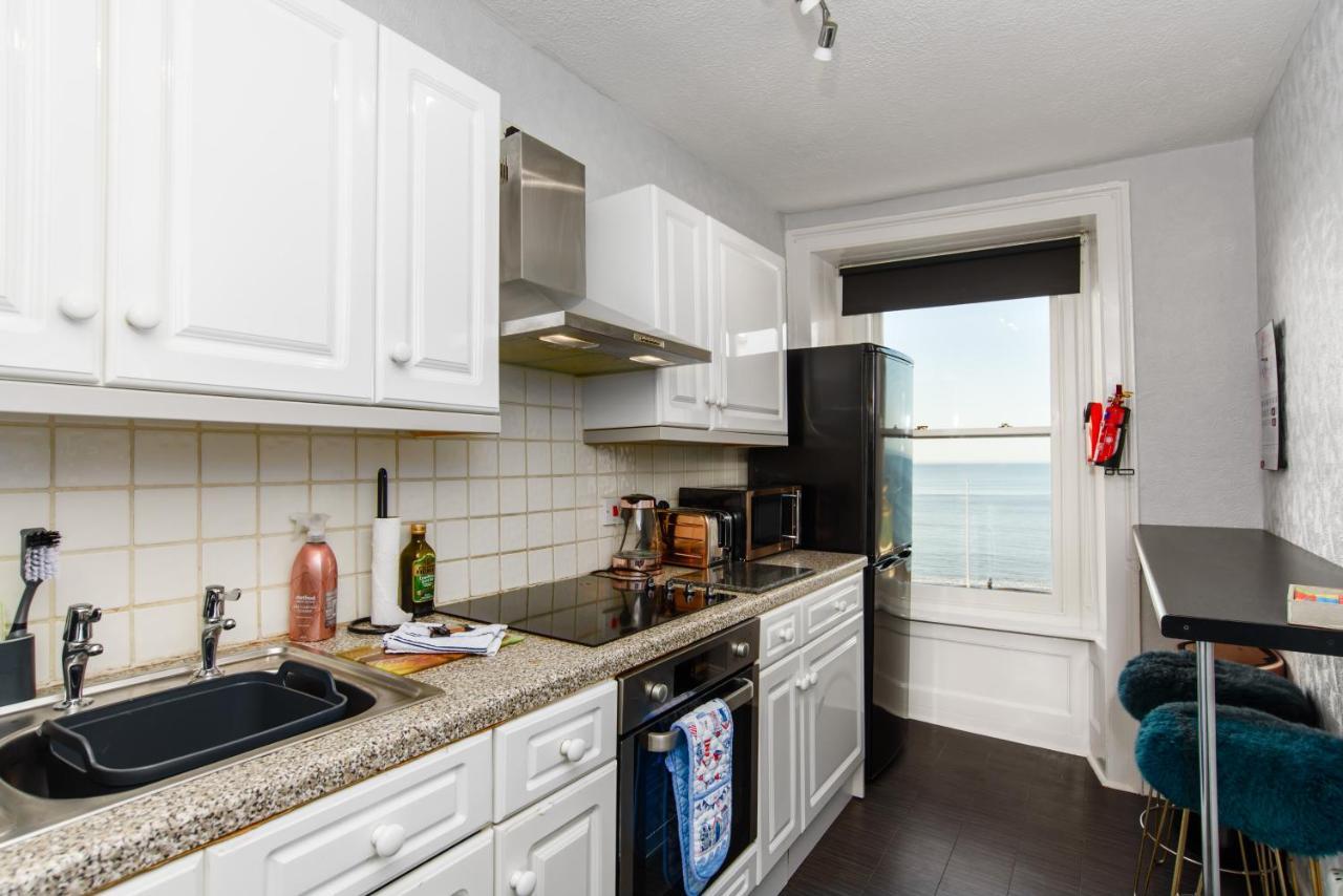 Starling View Boutique Stunning Seafront View Apartment Aberystwyth Esterno foto